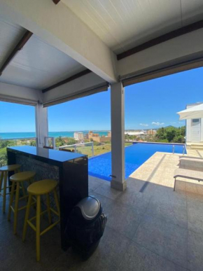 Villa Azul Mar - Sofisticação e Refúgio na Enseada